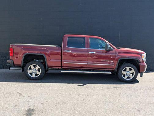 2015 GMC Sierra 2500 Denali