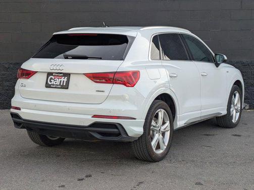 2023 Audi Q3 45 S line Premium Plus