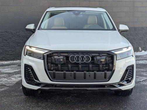 2026 Audi Q7 55 Premium Plus