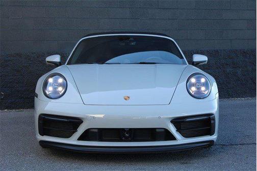 2022 Porsche 911 Carrera GTS