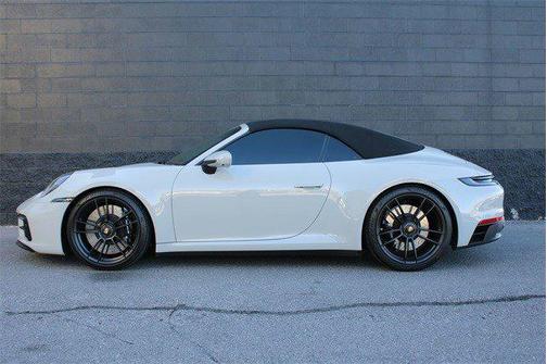 2022 Porsche 911 Carrera GTS