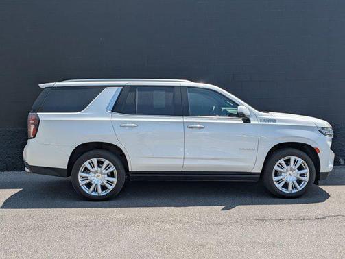 2023 Chevrolet Tahoe 4WD High Country