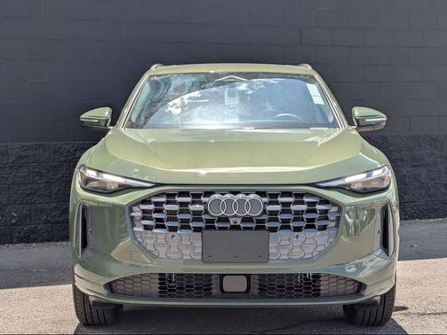 District Green Metallic 2026 Audi Q5 Premium TFSI quattro S tronic