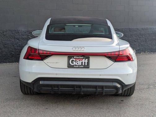 2024 Audi e-tron GT Premium Plus quattro