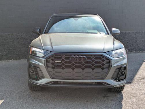 2025 Audi Q5 45 S line Premium