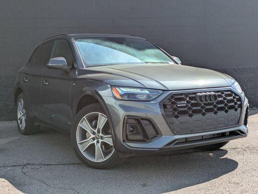 2025 Audi Q5 45 S line Premium
