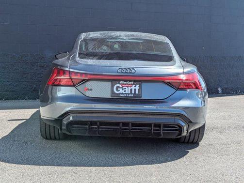 2024 Audi RS e-tron GT quattro