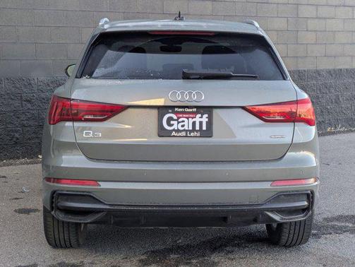 2022 Audi Q3 45 S line Premium