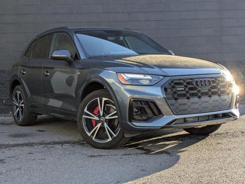 2025 Audi Q5 45 S line Premium Plus