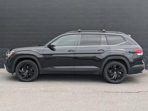2022 Volkswagen Atlas 3.6L SE w/Technology