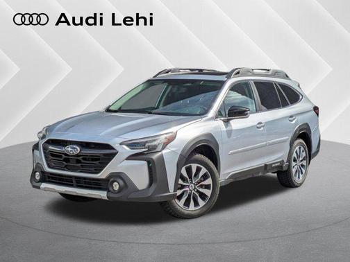Ice Silver Metallic 2023 Subaru Outback Limited XT