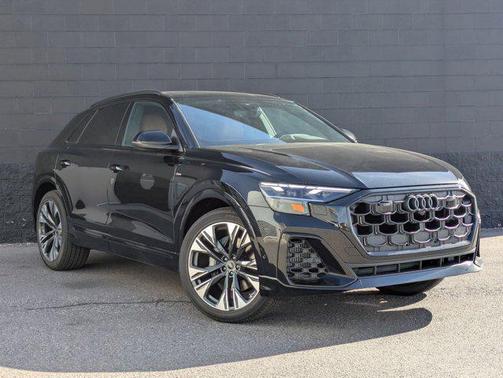 Mythos Black Metallic 2026 Audi Q8 55 Premium Plus