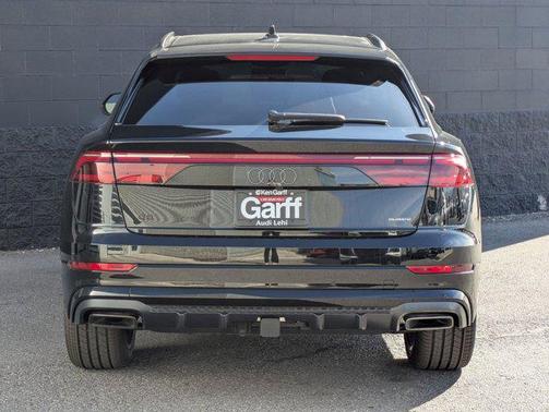 Mythos Black Metallic 2026 Audi Q8 55 Premium Plus