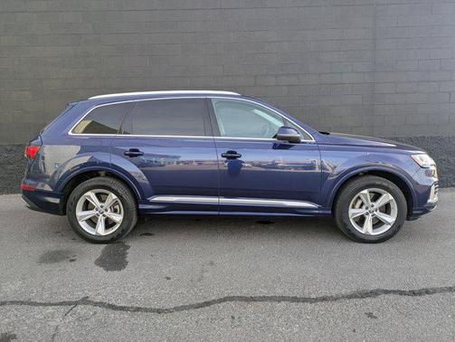 2020 Audi Q7 55 Premium