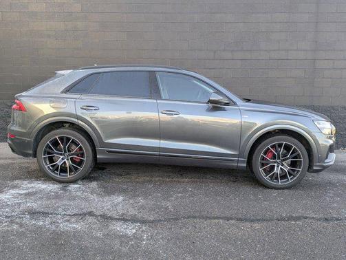 2020 Audi Q8 55 Premium Plus