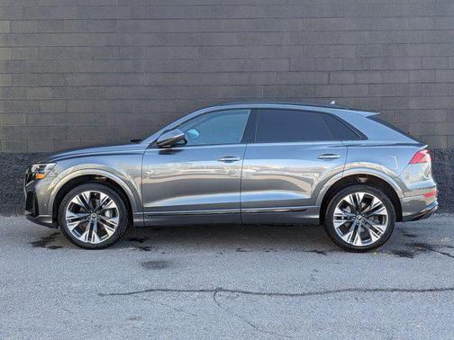 2025 Audi Q8 55 Premium Plus