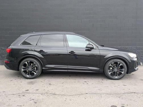 2026 Audi Q7 55 Premium Plus