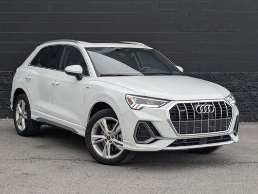 2023 Audi Q3 45 S line Premium Plus