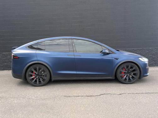 2023 Tesla Model X Plaid Tri Motor All-Wheel Drive