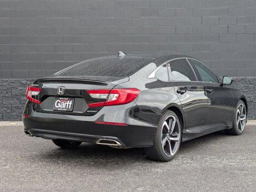 Crystal Black Pearl 2022 Honda Accord Sport 1.5T