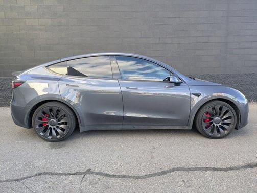 2023 Tesla Model Y Performance Dual Motor All-Wheel Drive