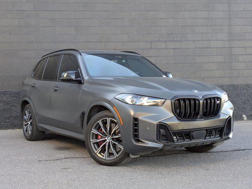 2024 BMW X5 M60i