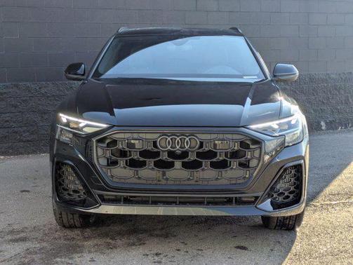 Mythos Black Metallic 2026 Audi Q8 55 Premium Plus
