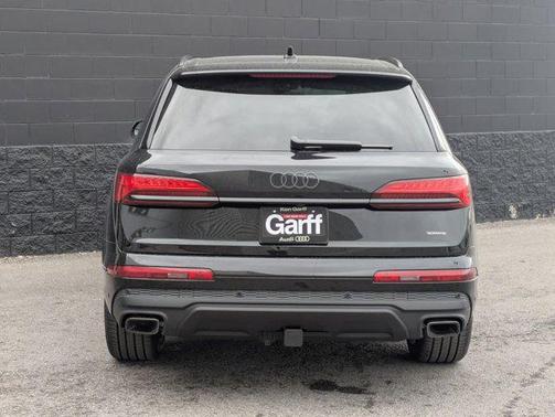 2026 Audi Q7 55 Premium Plus