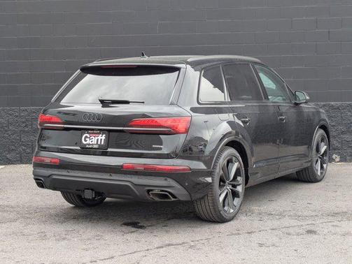 2026 Audi Q7 55 Premium Plus