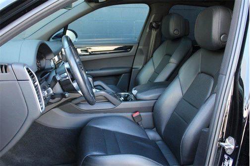 2021 Porsche Cayenne Cayenne