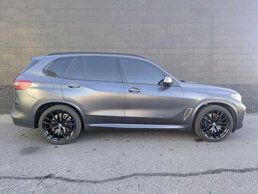 2020 BMW X5 M50i