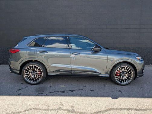 Daytona Gray Metallic 2026 Audi SQ5 3.0T Premium Plus
