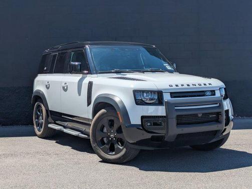 2022 Land Rover Defender 110 X-Dynamic SE