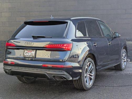 2026 Audi Q7 45 Premium