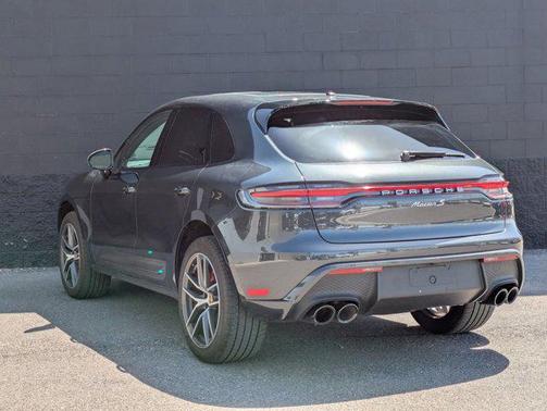 2024 Porsche Macan Base