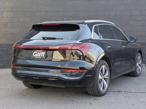 2024 Audi Q8 e-tron Premium Plus