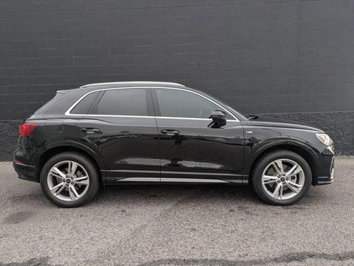 2023 Audi Q3 45 S line Premium Plus