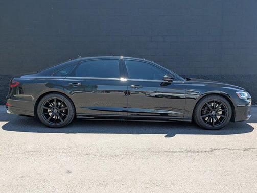 2024 Audi S8 4.0T