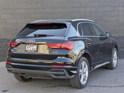 2024 Audi Q3 Premium 45 TFSI S line quattro Tiptronic