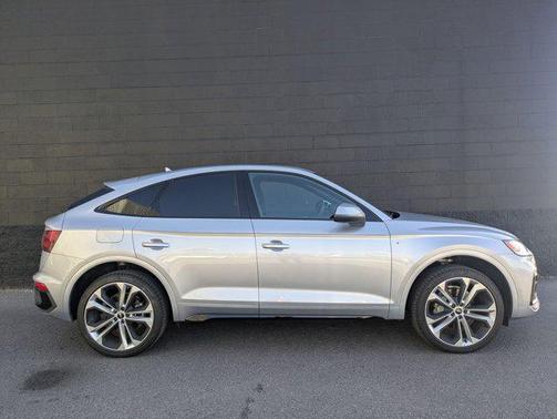 2023 Audi Q5 45 S line Premium Plus
