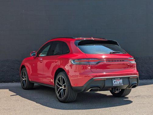 2024 Porsche Macan Base
