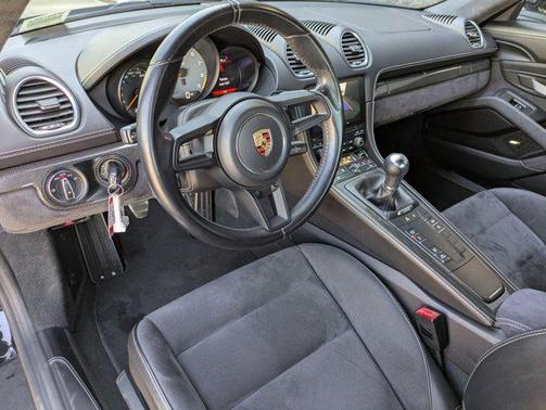2020 Porsche 718 Cayman GT4