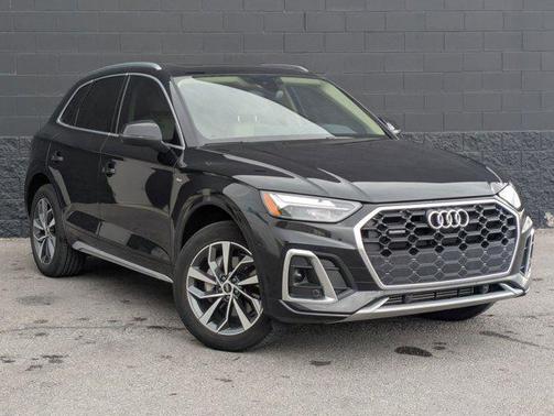 2023 Audi Q5 45 S line Premium