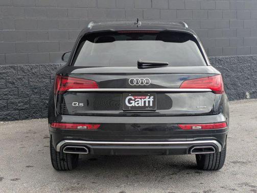 2023 Audi Q5 45 S line Premium