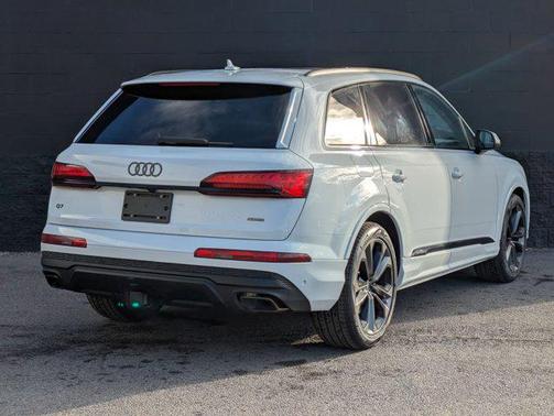 2026 Audi Q7 55 Premium Plus