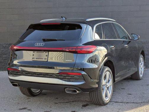 2025 Audi Q5 Premium Plus TFSI quattro S tronic