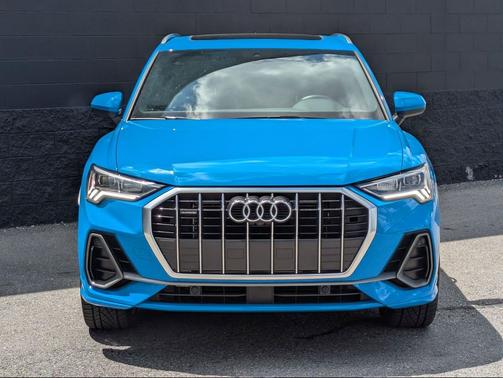 Turbo Blue 2019 Audi Q3 2.0T S line Prestige