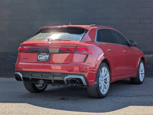 2025 Audi RS Q8 4.0T