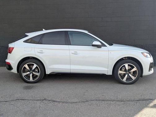 2023 Audi Q5 45 S line Premium Plus