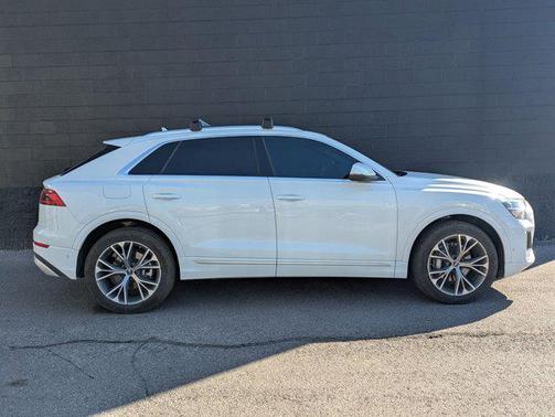 2024 Audi Q8 55 Premium Plus